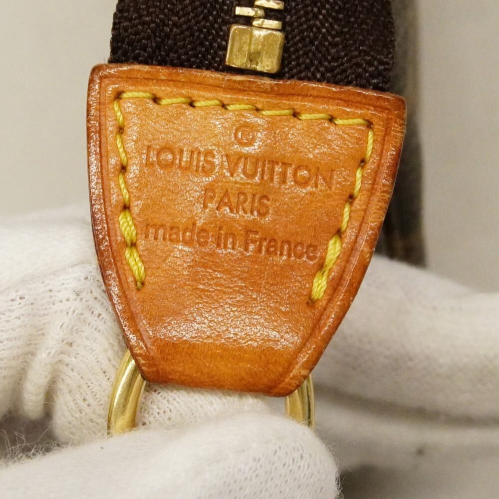 Louis Vuitton Pochette Accessoires