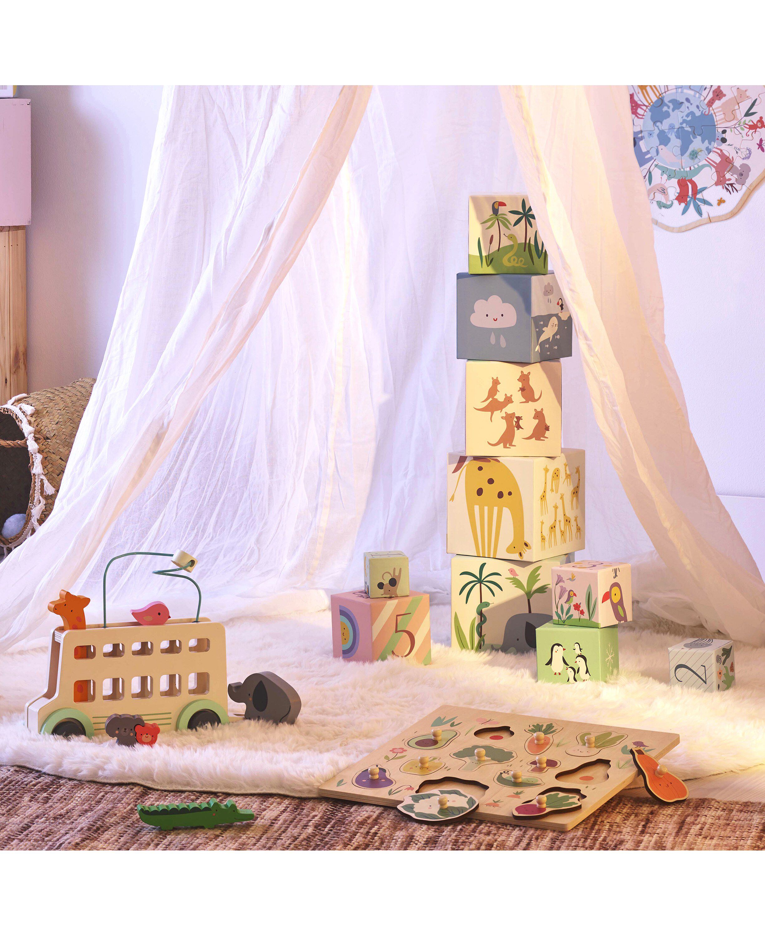 Vilac - Stableklodser - Verdens Dyr af Sarah Betz