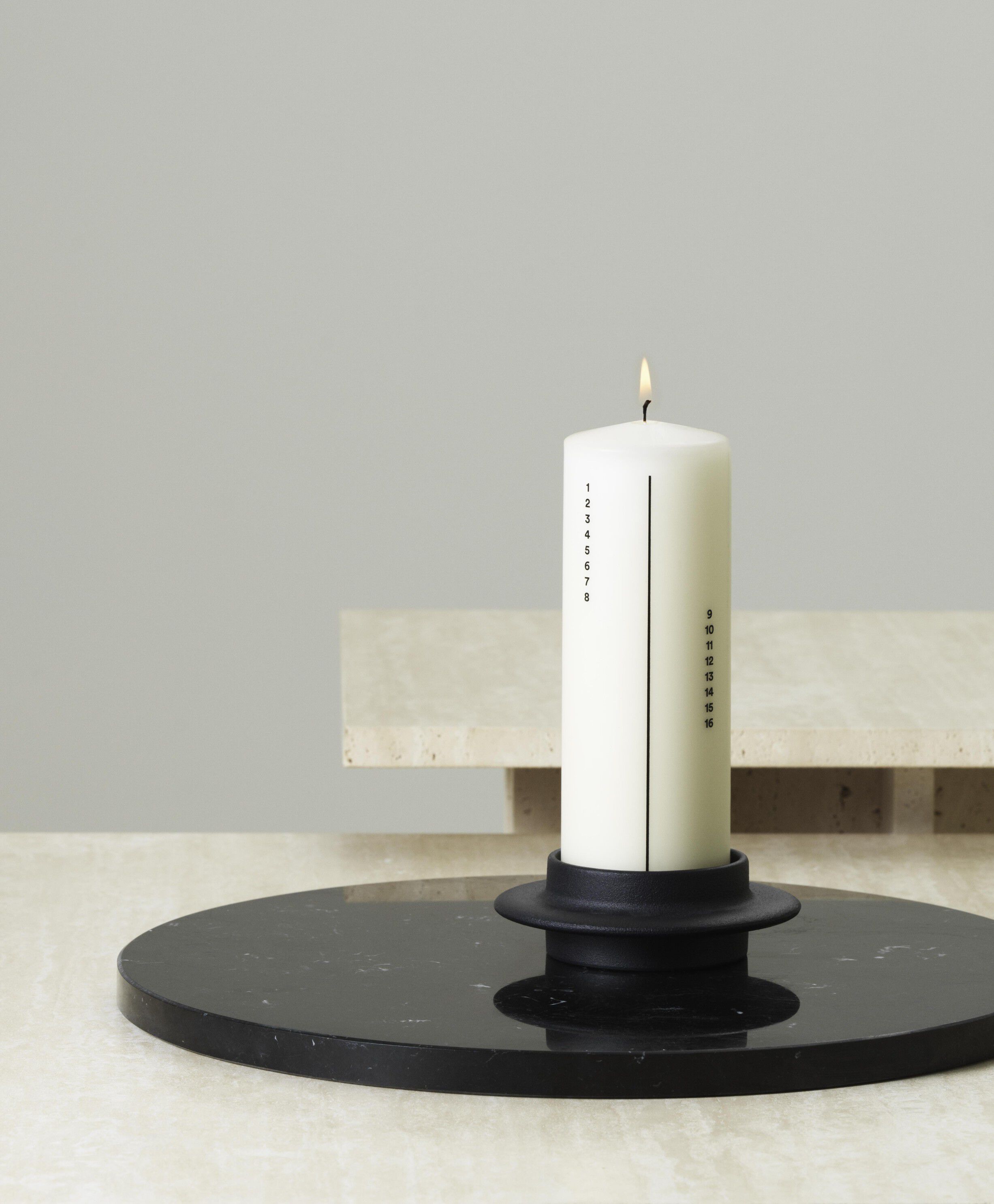 Calendar Candle Off White