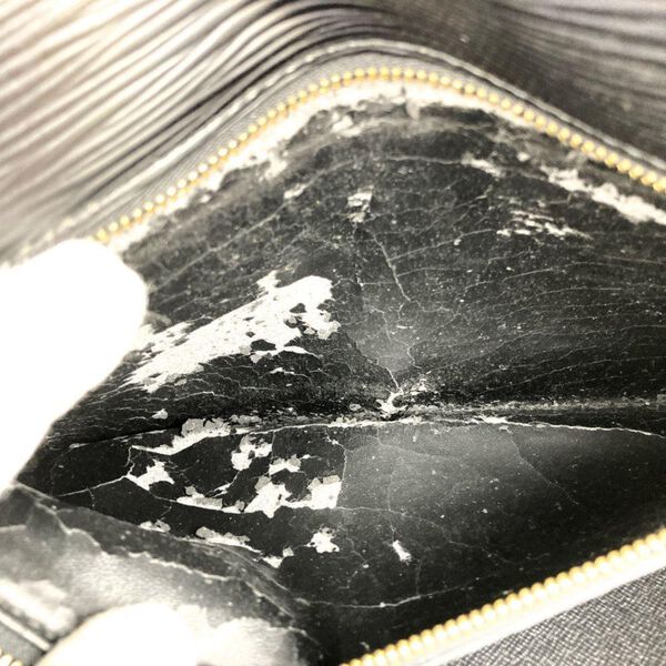 Louis Vuitton Clutch