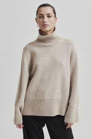 Alpha Knit T-Neck