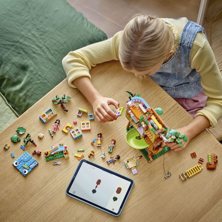 Venskabs-trætophus og krea-område 42652