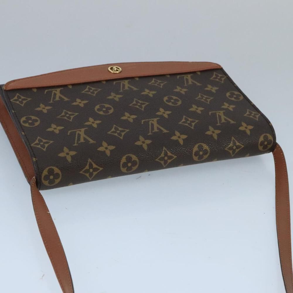 Louis Vuitton Shoulder Bags