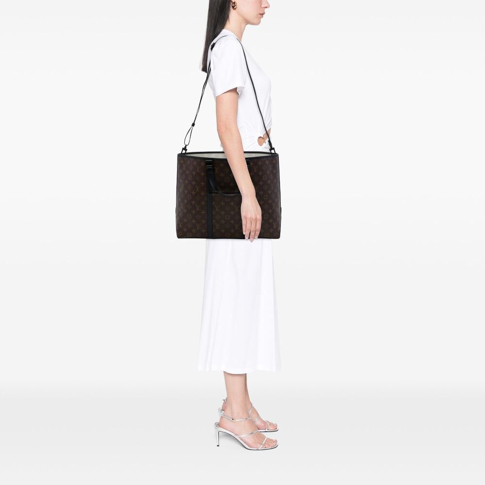 Louis Vuitton Tote