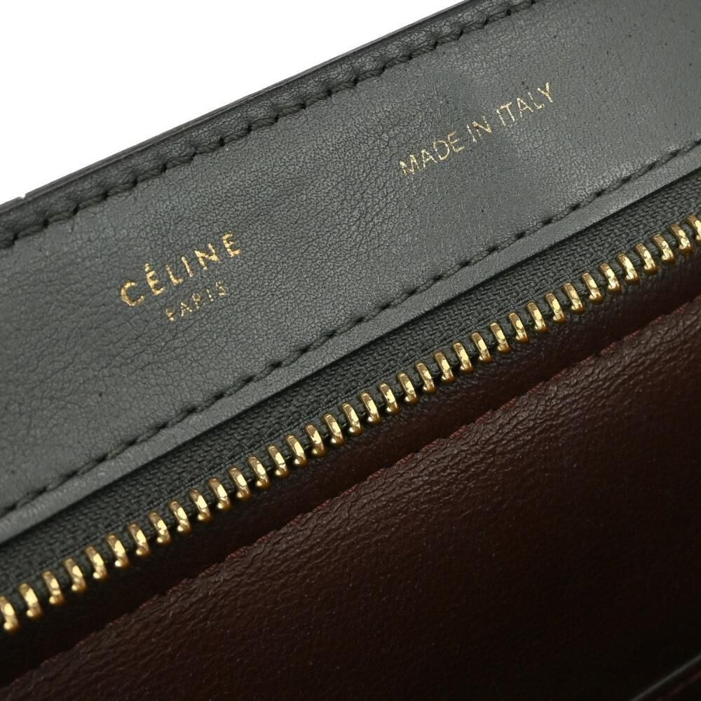 C&eacute;line Trapeze