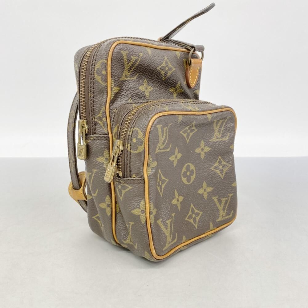 Louis Vuitton Shoulder Bags