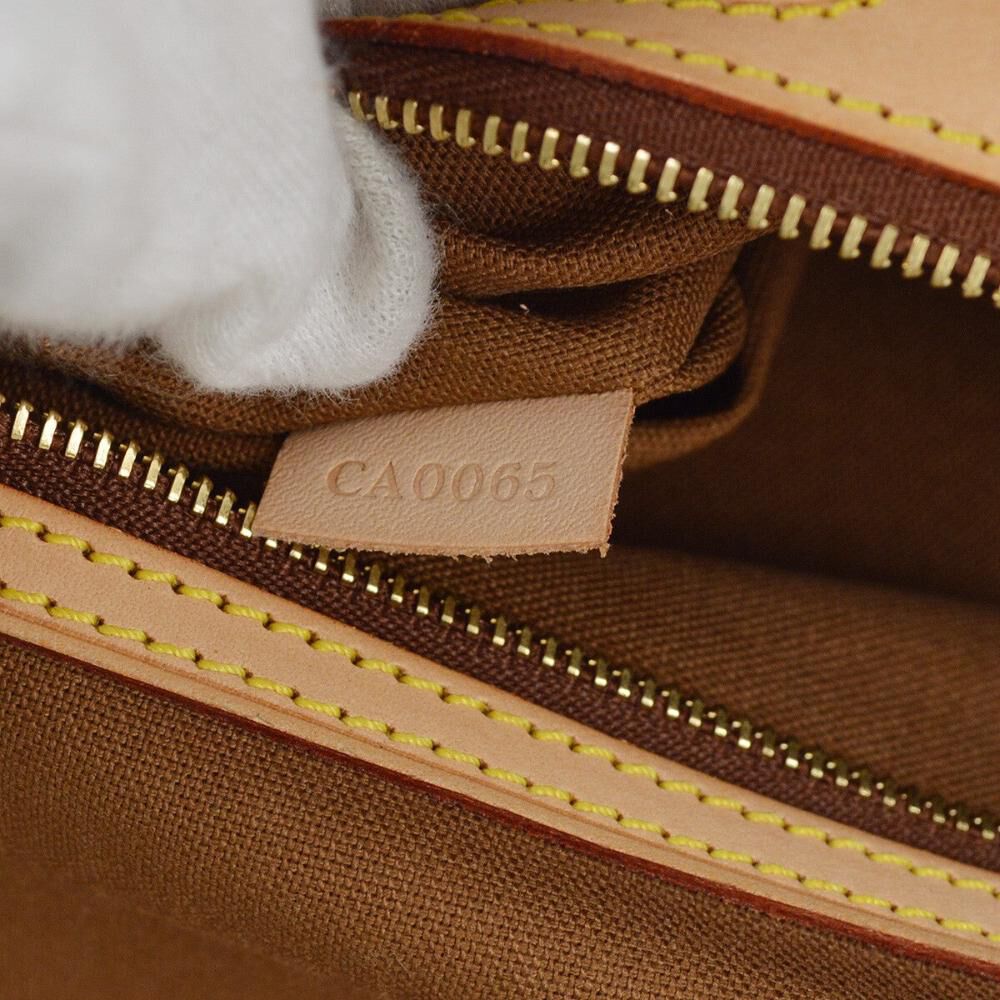 Louis Vuitton Messenger