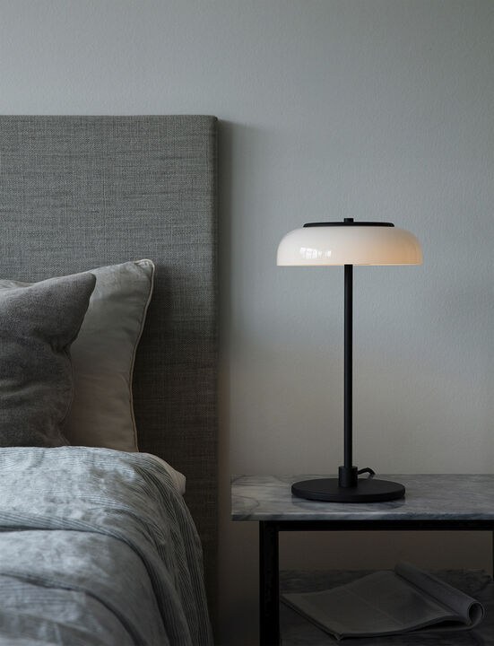 Blossi Table, black / opal