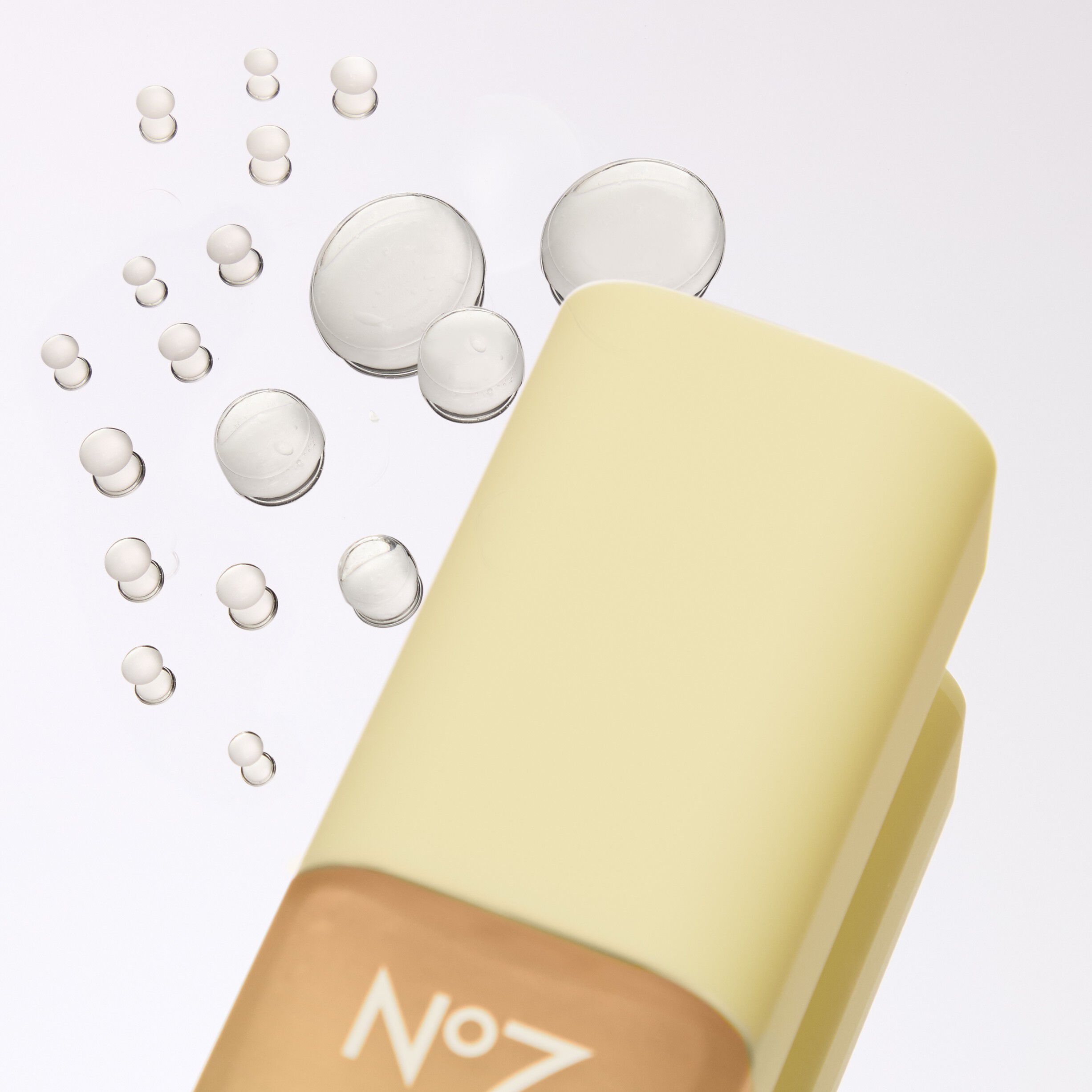 Good Intent Radiance Reflect Spray
