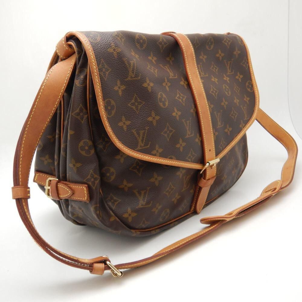 Louis Vuitton Saumur