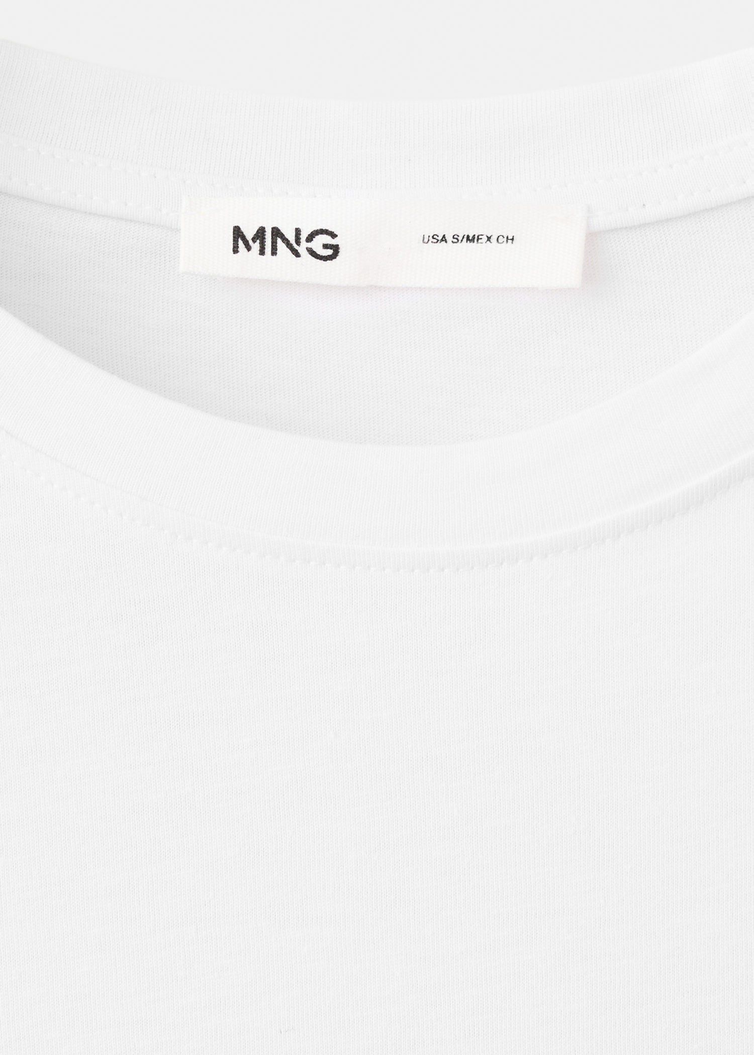 Rounded neck cotton t-shirt