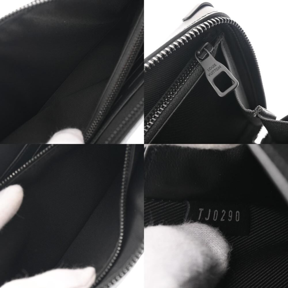 Louis Vuitton Clutch