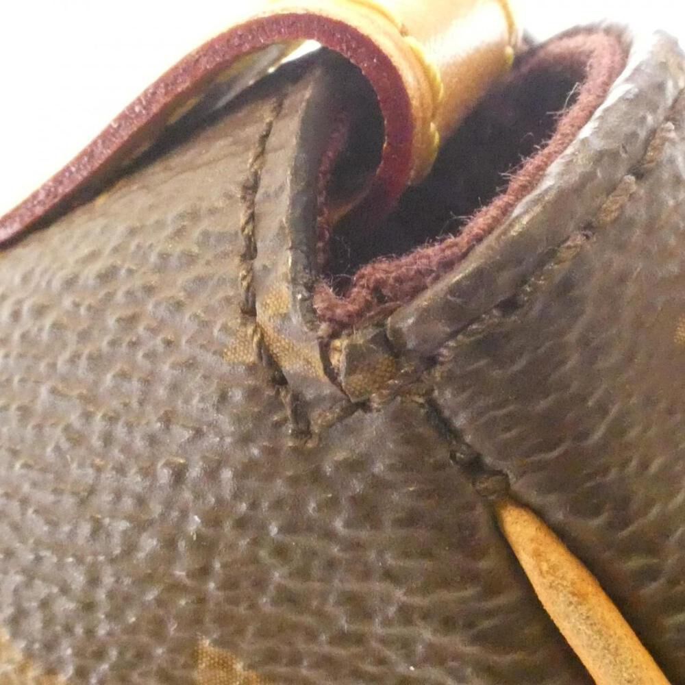 Louis Vuitton Shoulder Bags