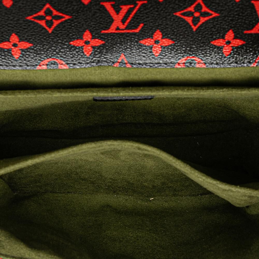 Louis Vuitton Pochette M&eacute;tis