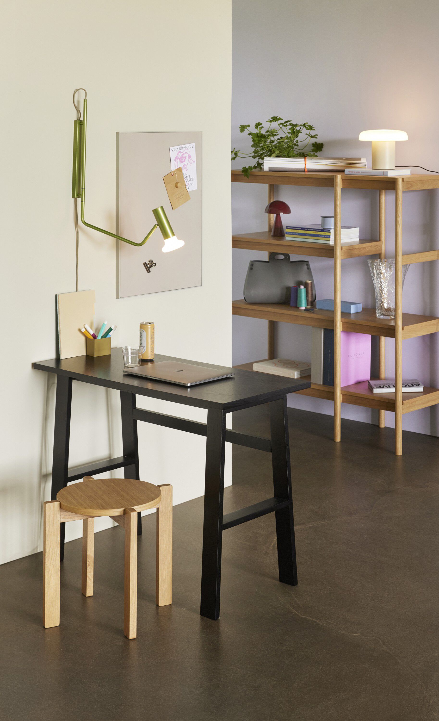 Ateliers Bordlampe Sand/Hvid