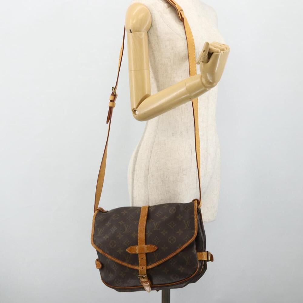 Louis Vuitton Saumur