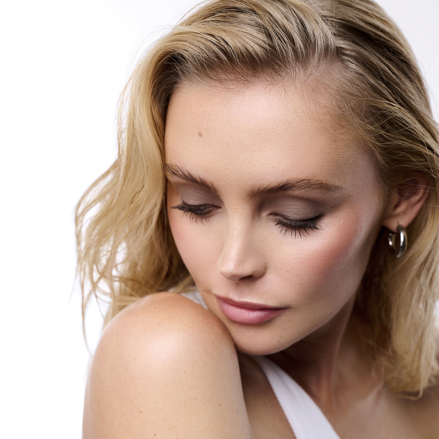 IYKYK Eyeshadow Stick