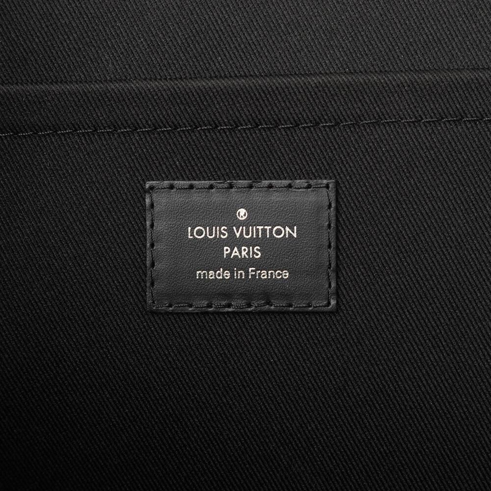 Louis Vuitton Clutch