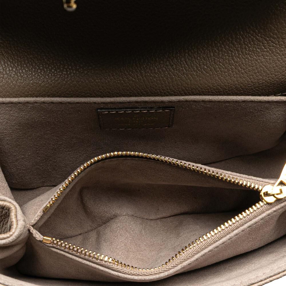 Louis Vuitton Shoulder Bags