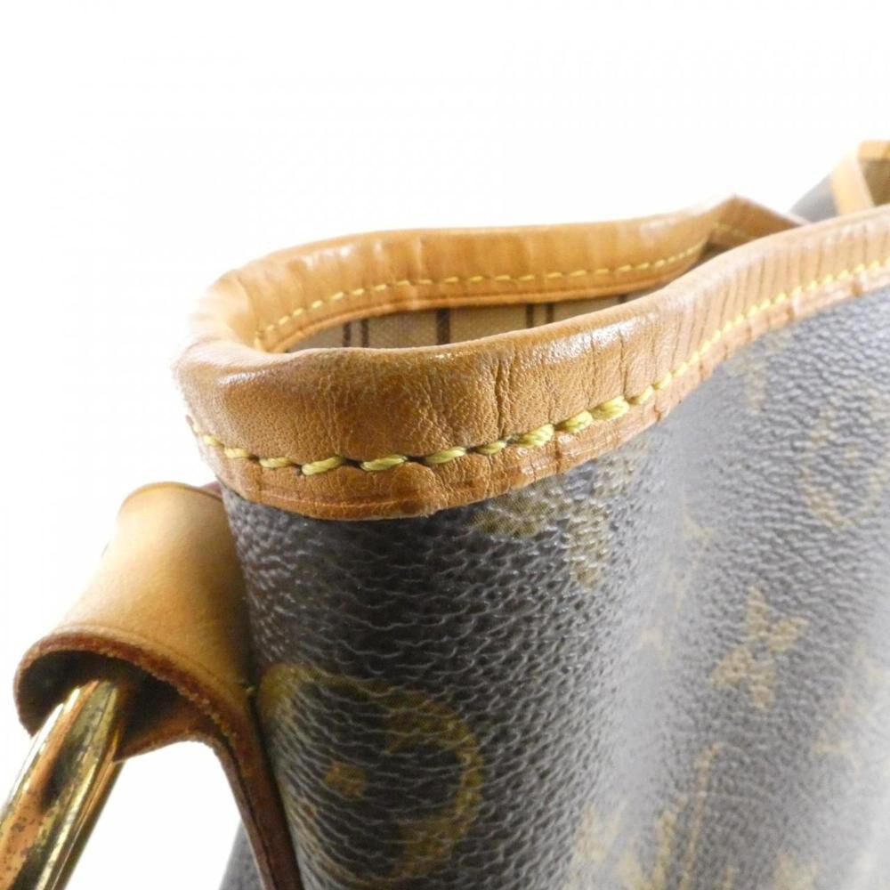 Louis Vuitton Shoulder Bags