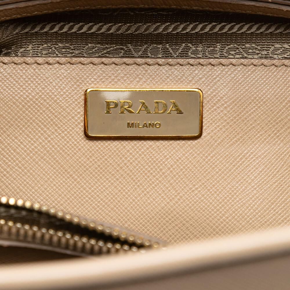 Prada Promenade