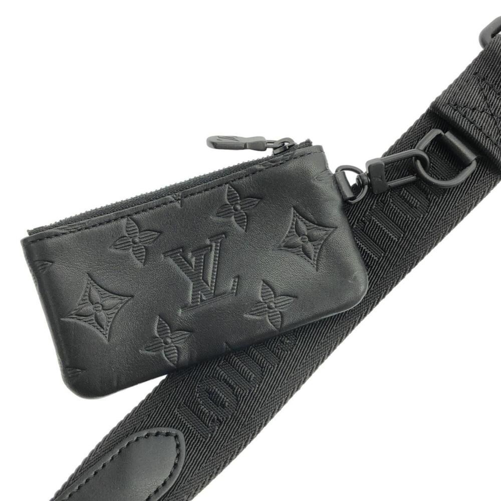 Louis Vuitton Shoulder Bags