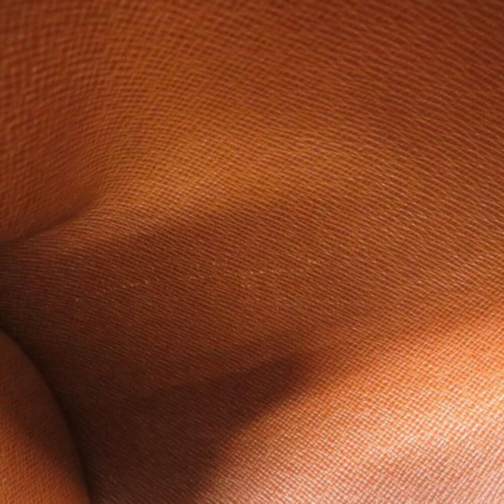 Louis Vuitton Papillon