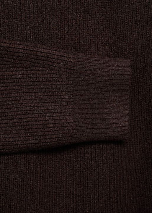 SWEATER. -- RIZON
