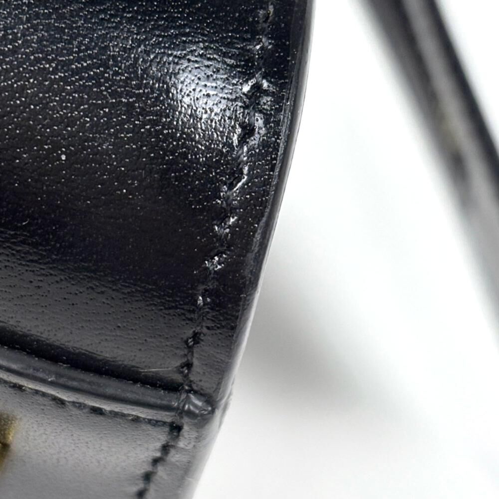 Yves Saint Laurent Handbag