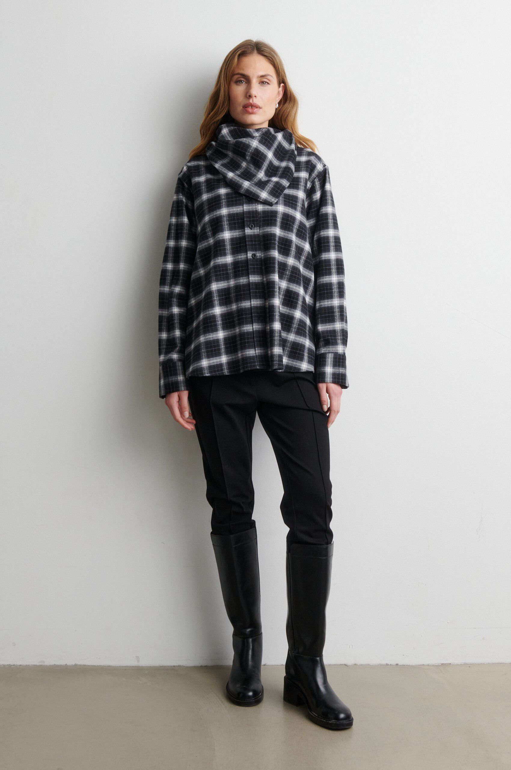 Genola Shirt