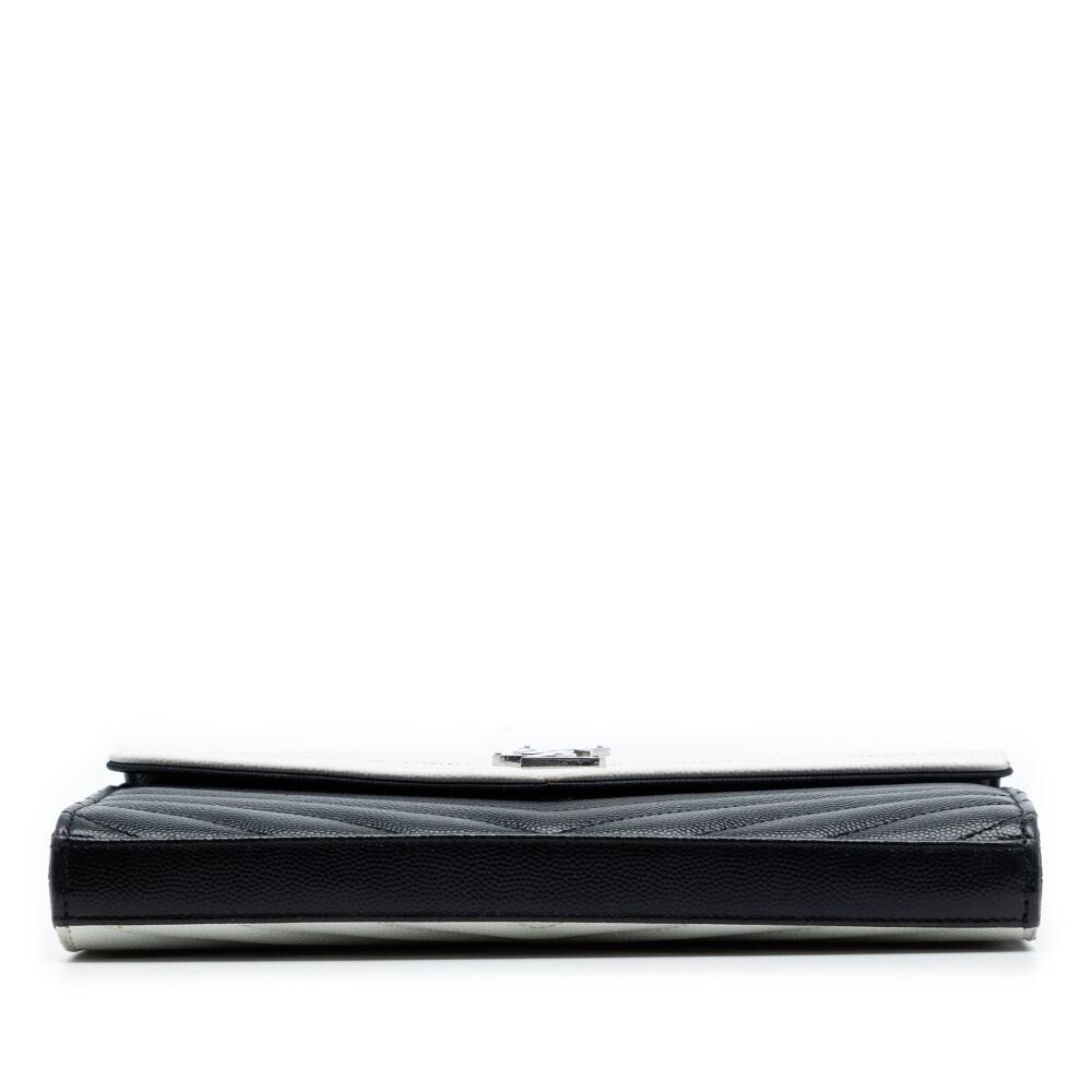 Yves Saint Laurent Shoulder Bag