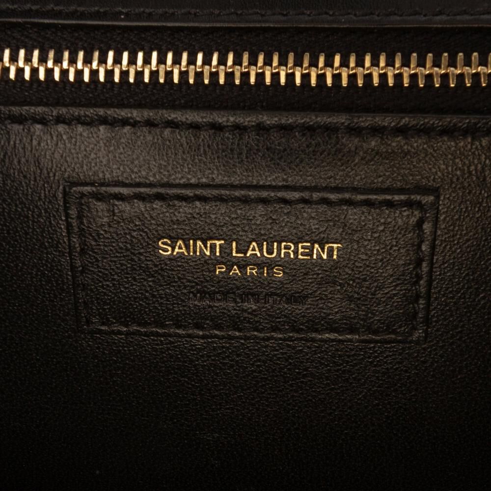Yves Saint Laurent Shoulder Bag