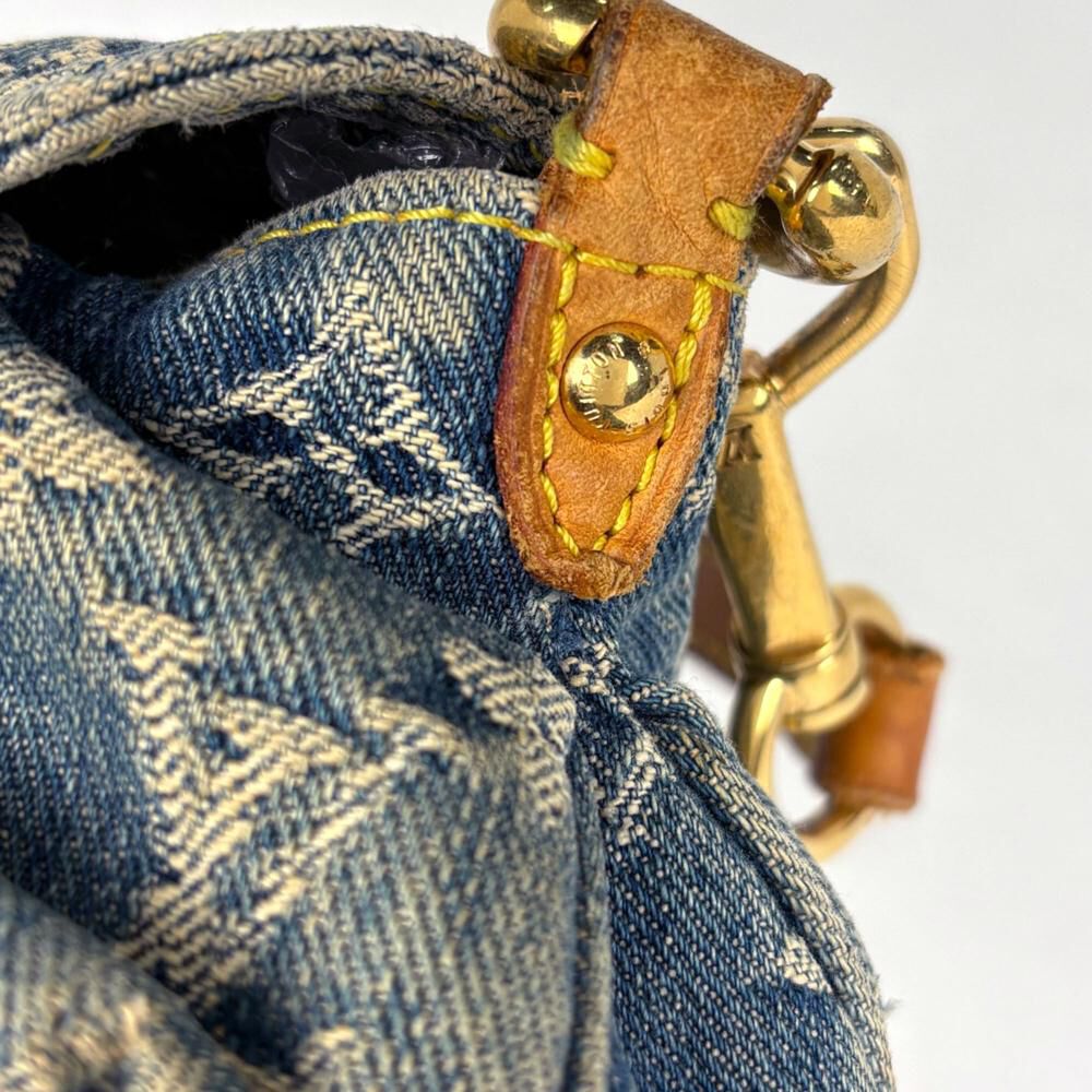 Louis Vuitton Pleaty