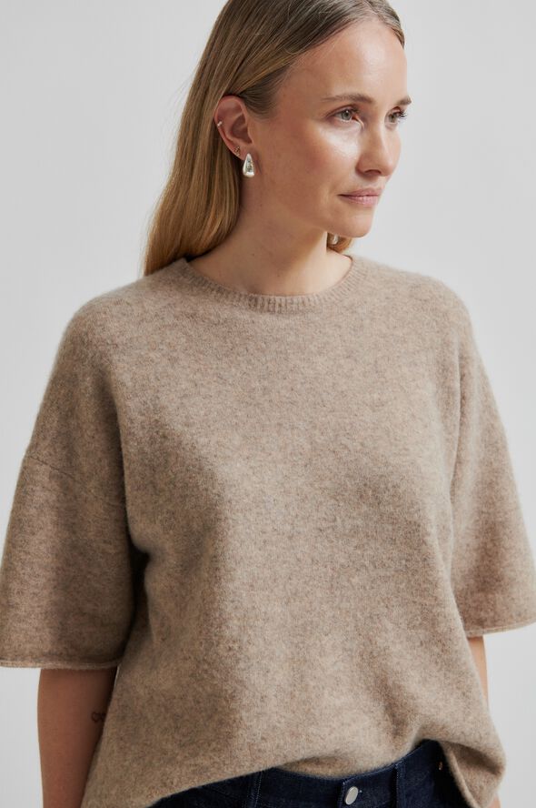 Selana Knit O-Neck