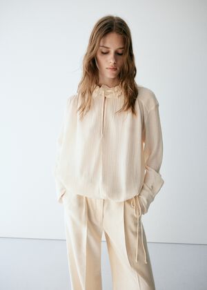 Flowy ruffle blouse