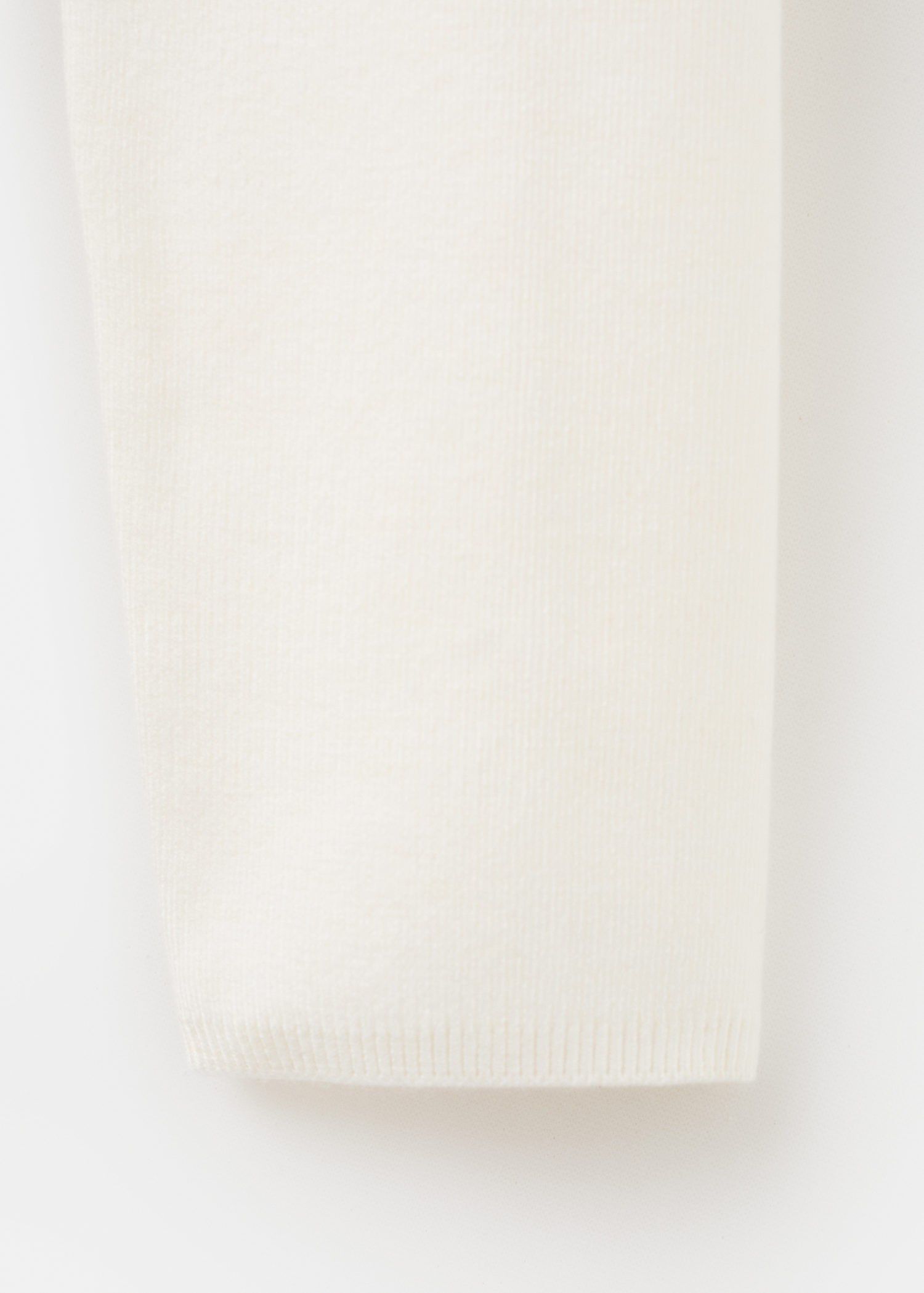 Knitted sweater with perkins neck