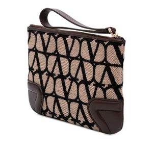Valentino Pouch