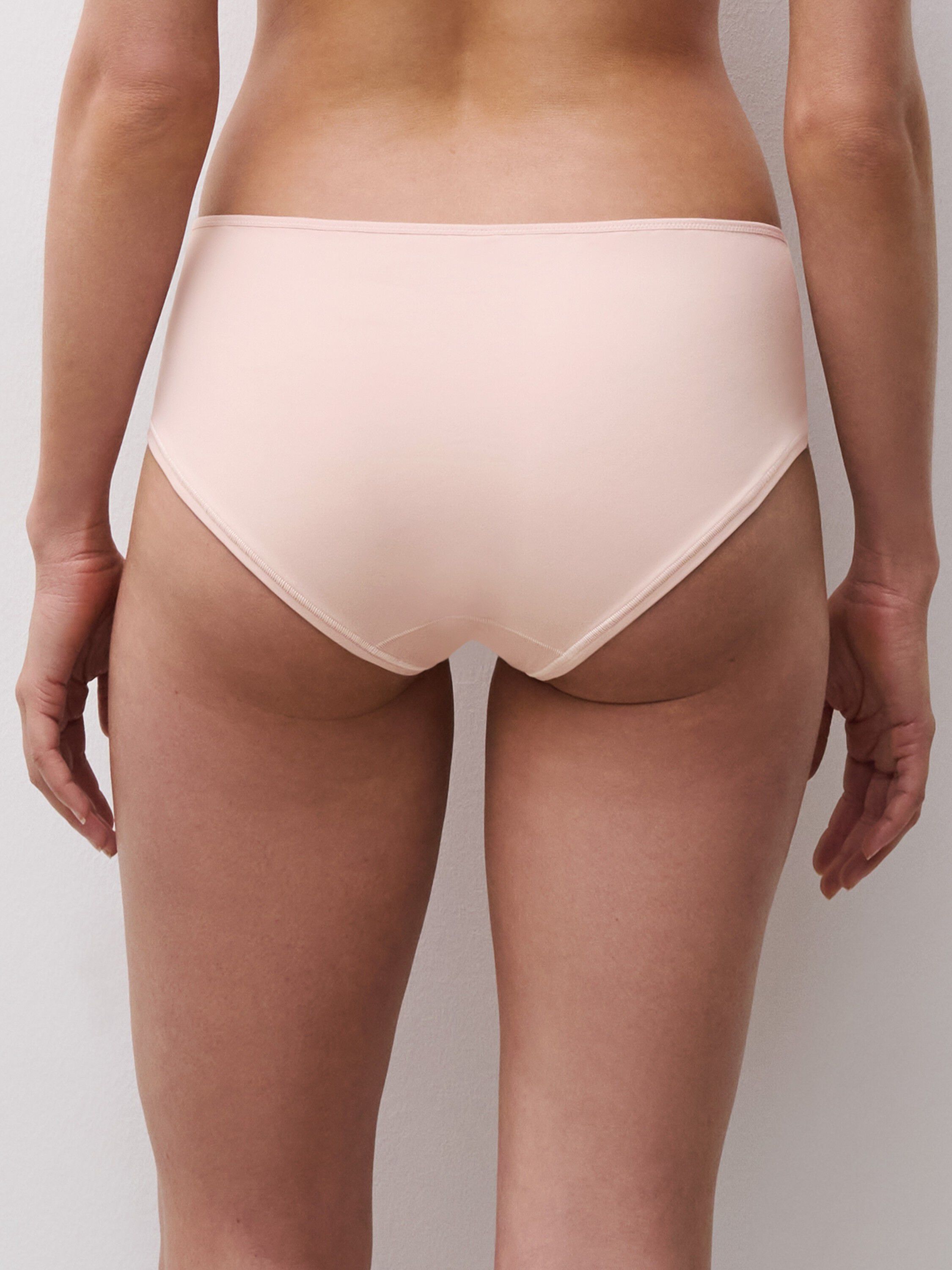 Norah Chic Covering shorty