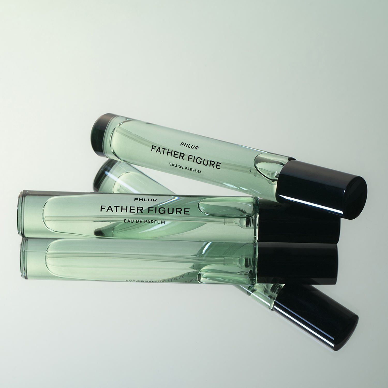 Father Figure - Eau de parfum i reseformat
