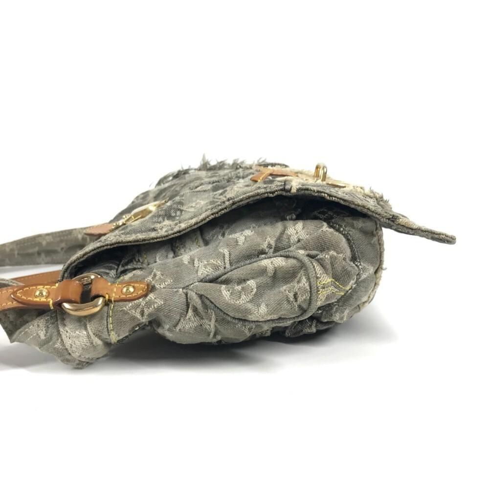 Louis Vuitton Shoulder Bags