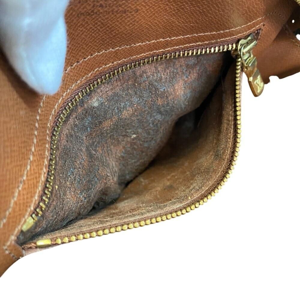 Louis Vuitton Shoulder Bags