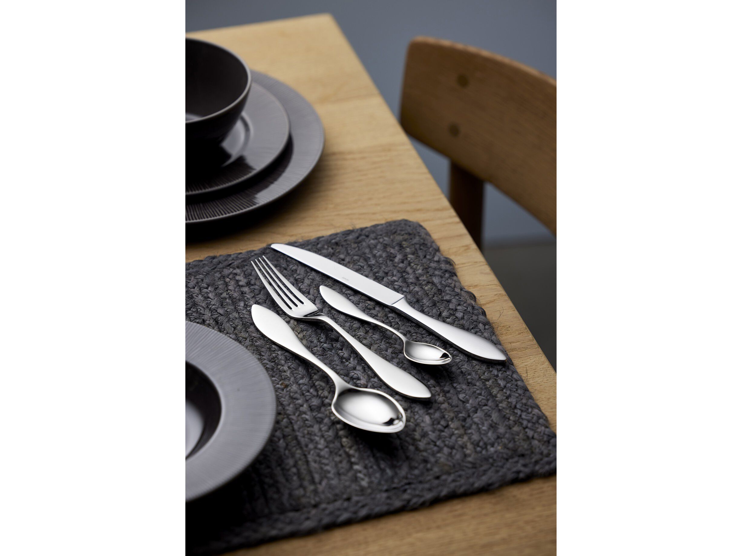 Bestickset Indra 16 delar Blankt st&aring;l