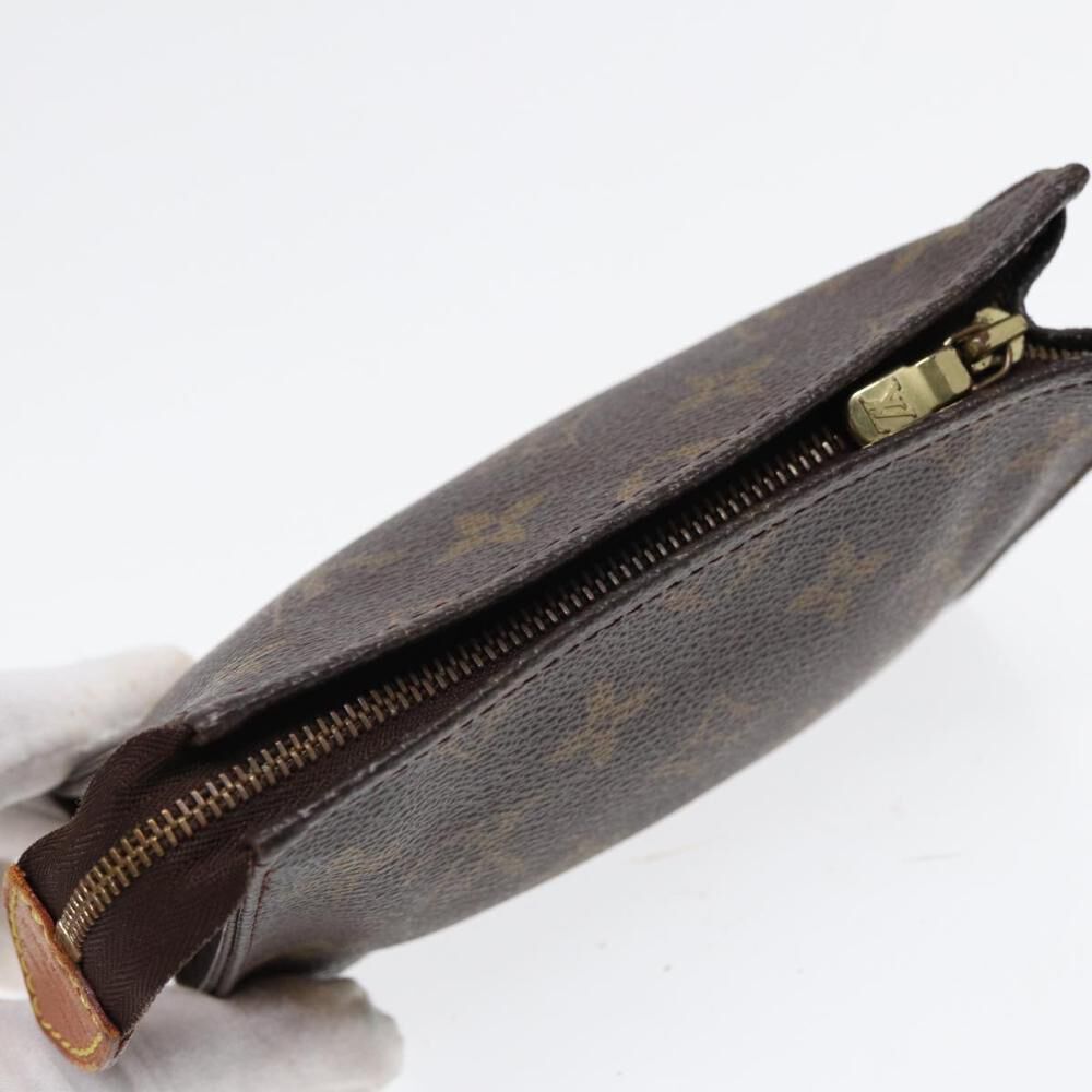 Louis Vuitton Poche Toilette
