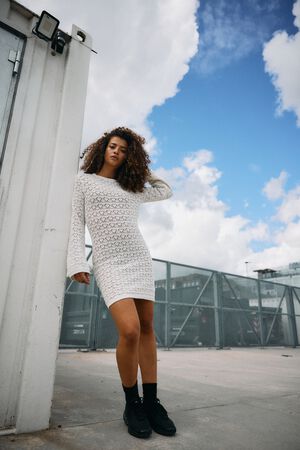 NMLAIKA L/S FLARED SLEEVE KNIT DRES