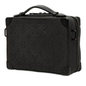 Louis Vuitton Shoulder Bags