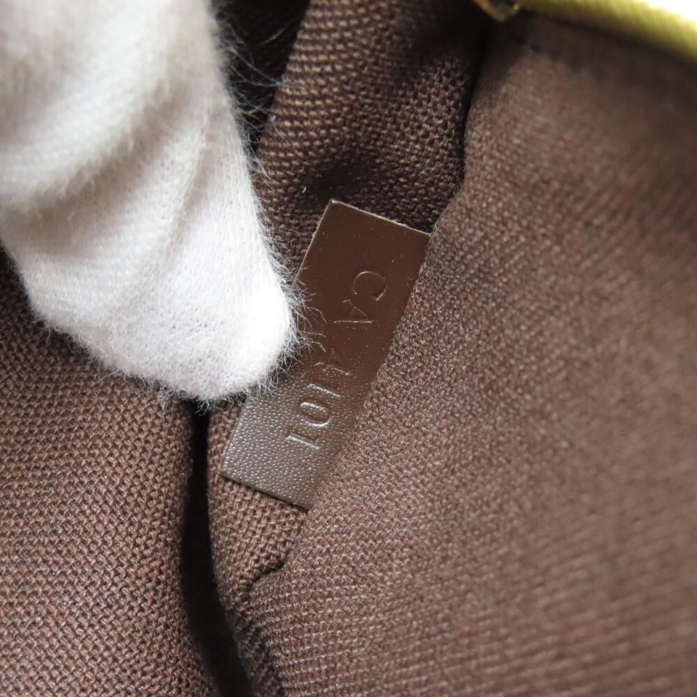 Louis Vuitton Shoulder Bags