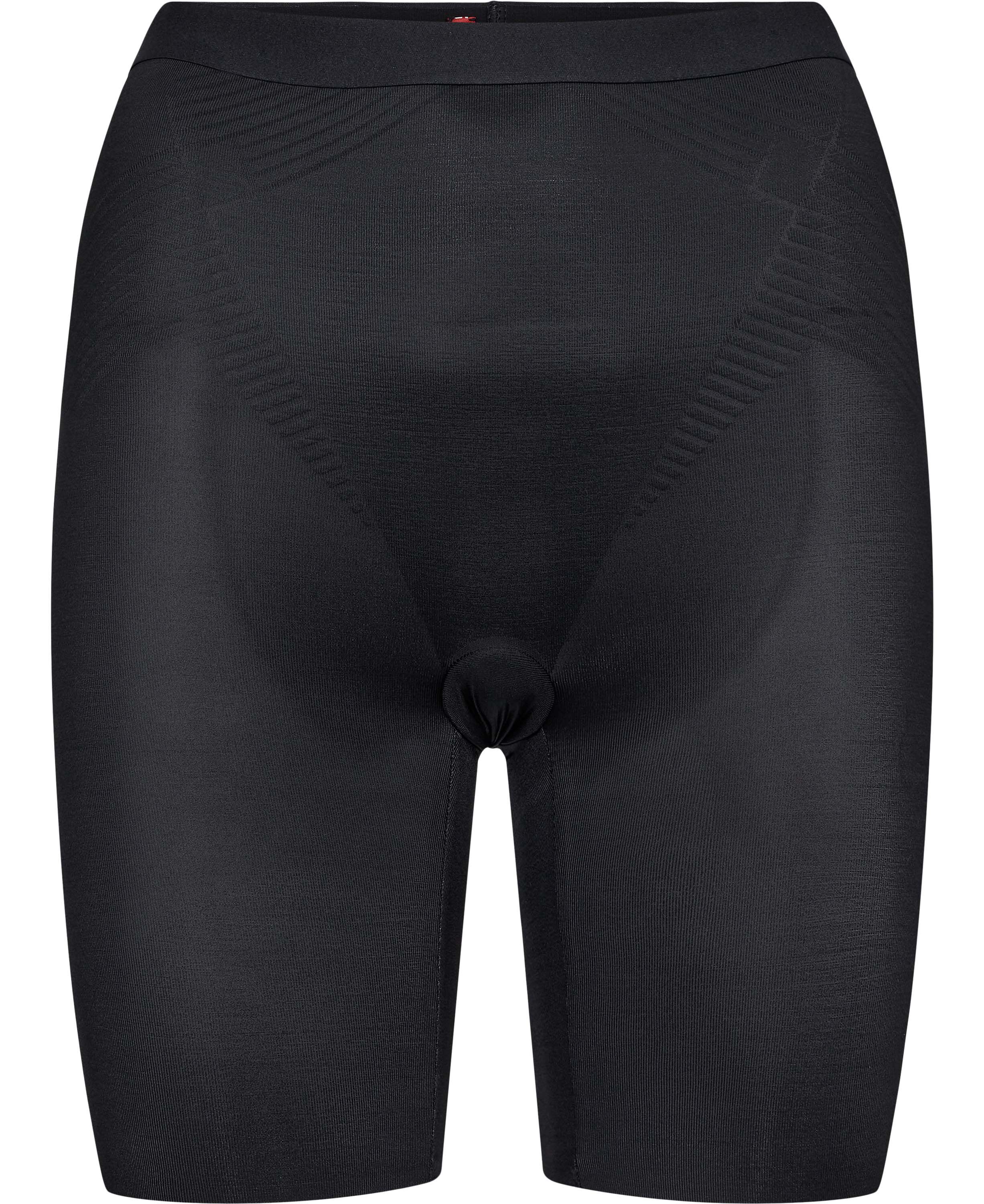 Thinstincts&reg; 2. 0 Mid-Thigh Short