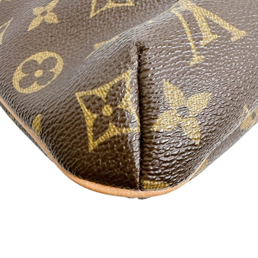 Louis Vuitton Shoulder Bags
