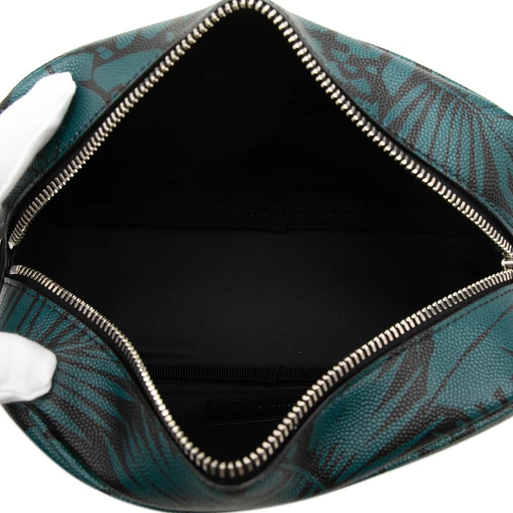 Yves Saint Laurent Pouch