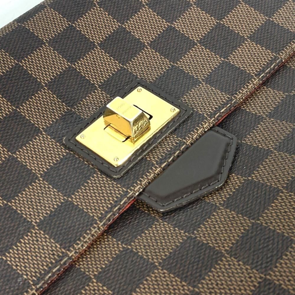 Louis Vuitton Shoulder Bags